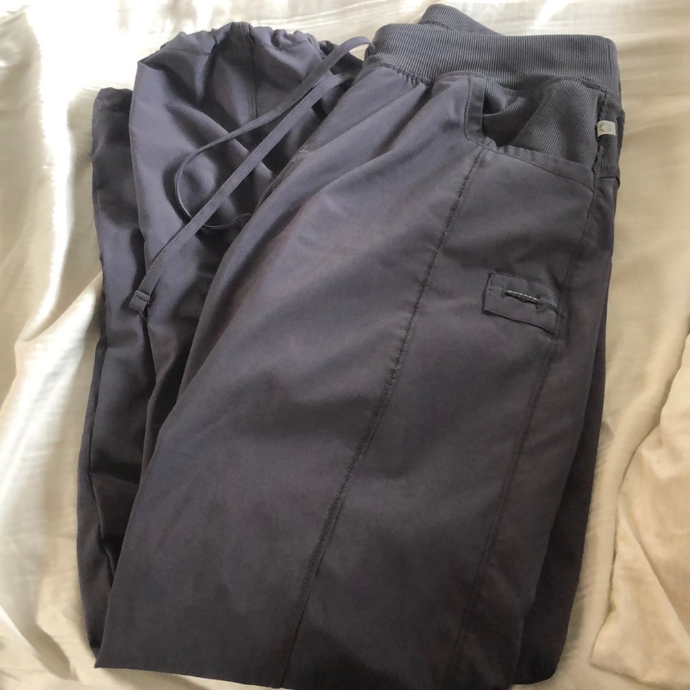 Size medium infinity by cherokee scrub bottoms